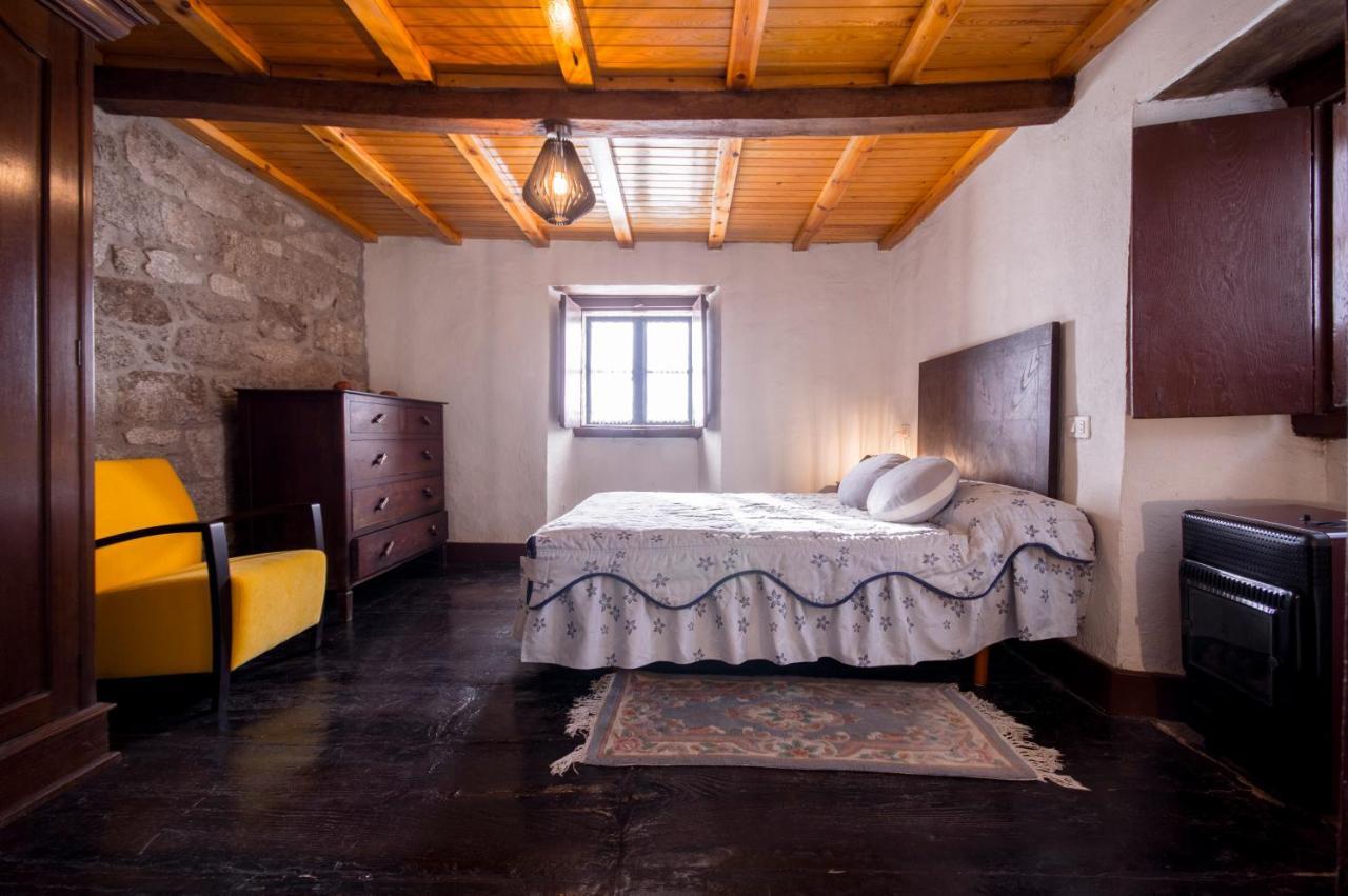 Albergue Rectoral De Romean O Corgo Exterior photo